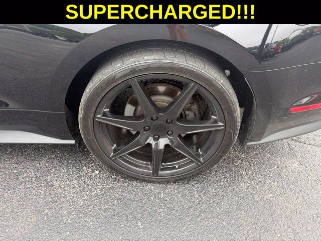 Used 2021 Ford Mustang GT Premium w/ GT Performance Package RWD image 15