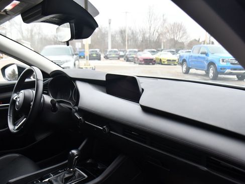 Used 2025 MAZDA MAZDA3 s image 14