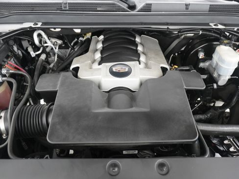 Used 2020 Cadillac Escalade Luxury RWD image 31