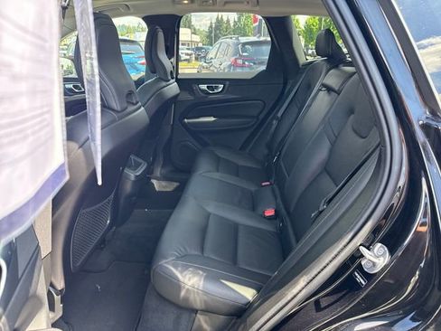 Used 2025 Volvo XC60 B5 Plus AWD/4WD image 13