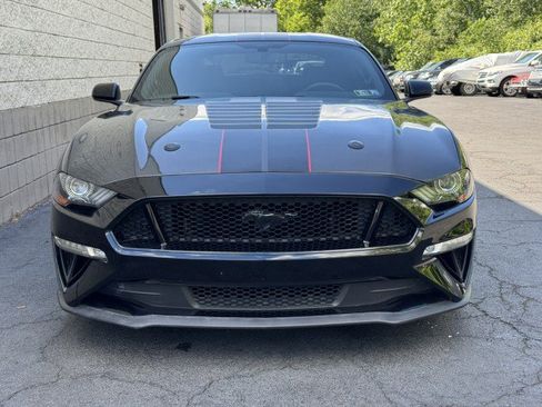 Used 2019 Ford Mustang GT w/ Black Accent Package RWD image 9