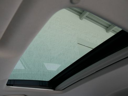 Used 2021 Honda Accord EX-L image 25