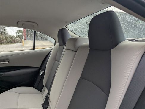 Certified 2021 Toyota Corolla LE image 20