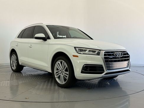 Used 2019 Audi Q5 Prestige w/ Prestige Package AWD/4WD image 7