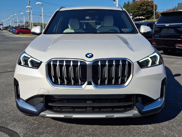 Used 2026 BMW X1 xDrive28i w/ Technology Package AWD/4WD image 3