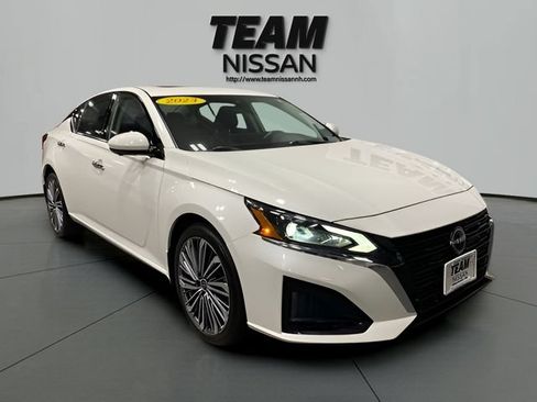 Certified 2023 Nissan Altima 2.5 SL AWD/4WD image 1