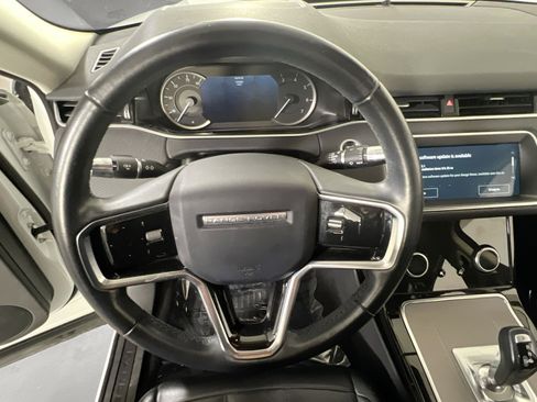 Used 2021 Land Rover Range Rover Evoque S image 11