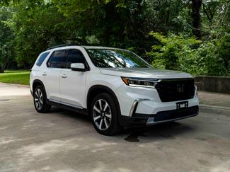 Used 2023 Honda Pilot Touring video 2