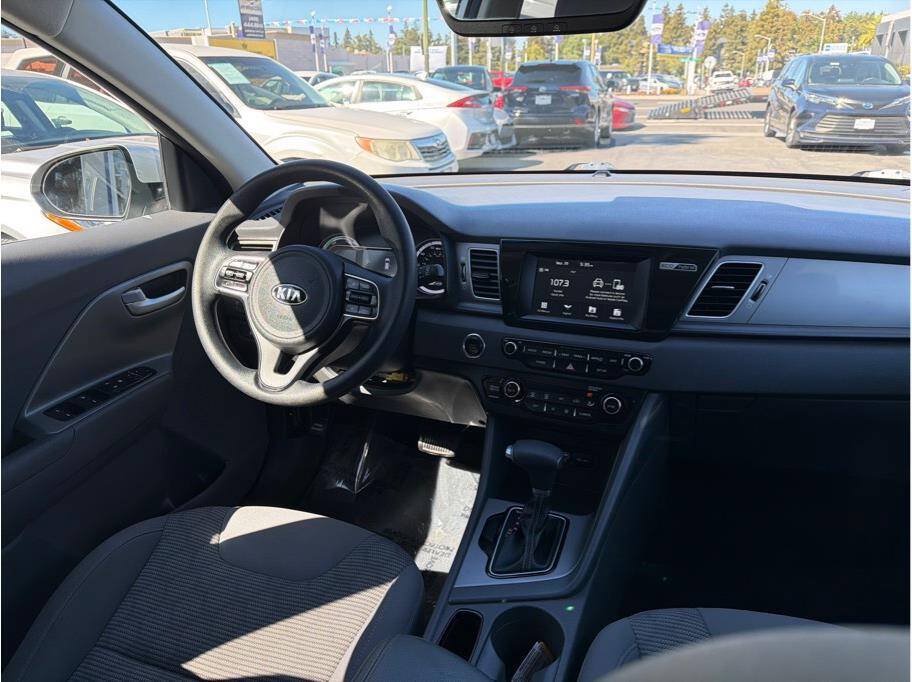 Used 2019 Kia Niro LX FWD image 5