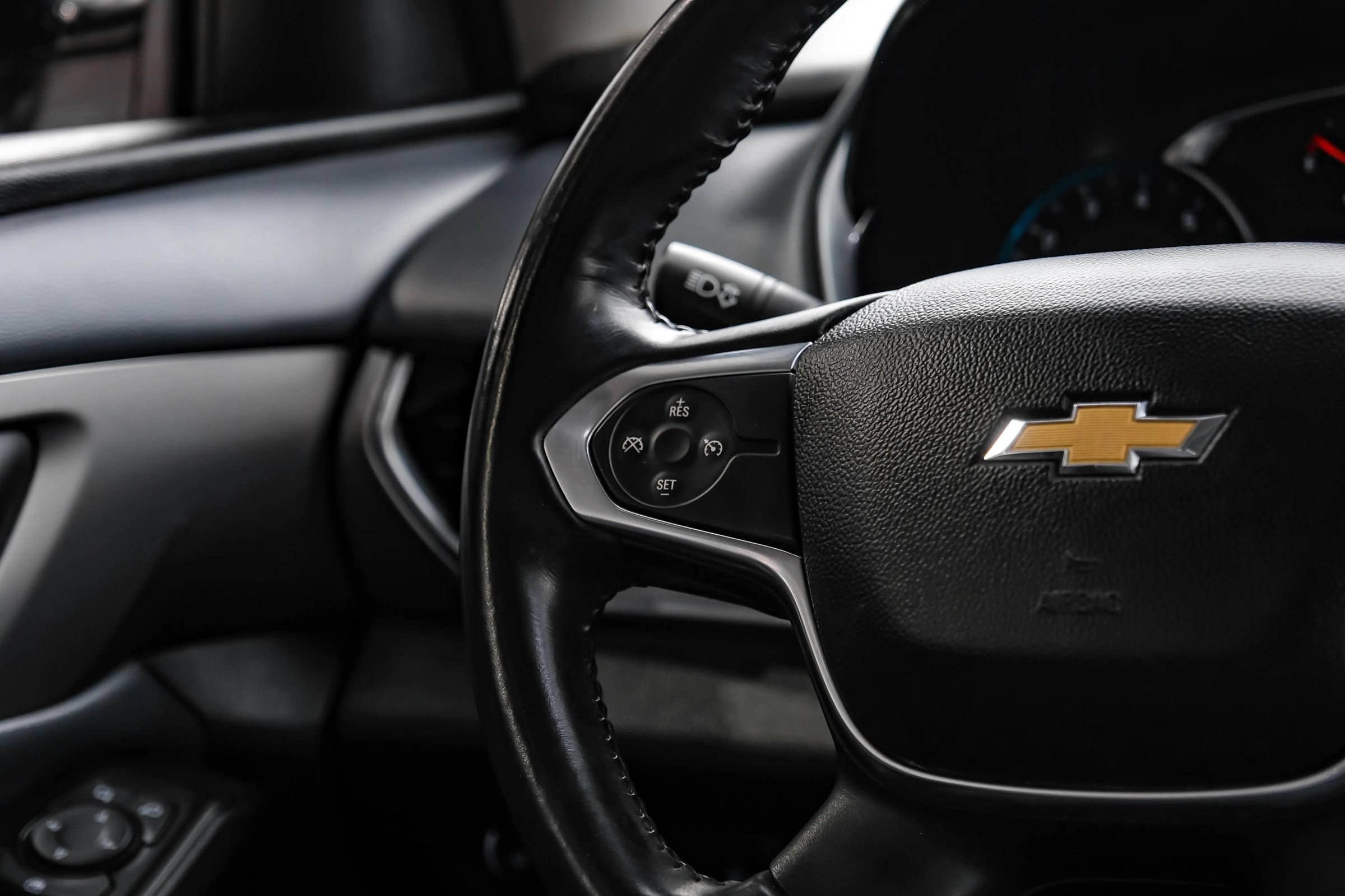 Used 2018 Chevrolet Traverse LT FWD image 21