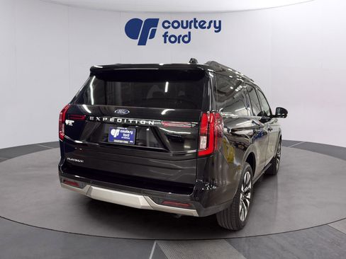 Certified 2025 Ford Expedition Platinum w/ Driver's Package AWD/4WD image 7