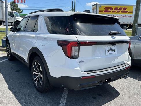 Used 2025 Ford Explorer ST-Line w/ Premium Package RWD image 6