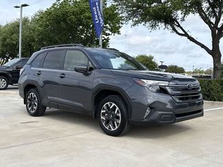 Used 2025 Subaru Forester Premium w/ Convenience Package #2 video 1