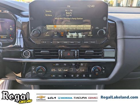 Used 2022 Nissan Pathfinder Platinum w/ Lighting Package (N92) image 20