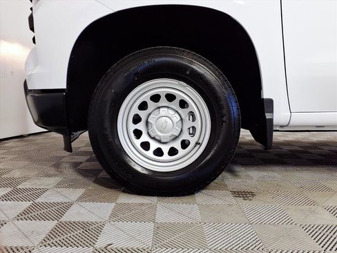 New 2026 Chevrolet Silverado 1500 W/T image 25