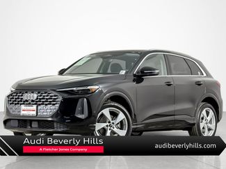 Used 2025 Audi Q5 Premium Plus w/ Premium Plus AWD/4WD video 1