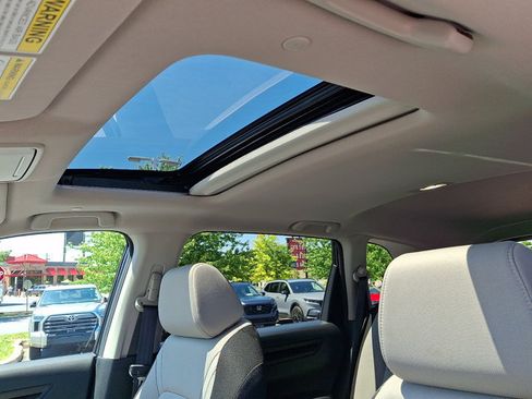 Certified 2024 Honda CR-V EX image 16