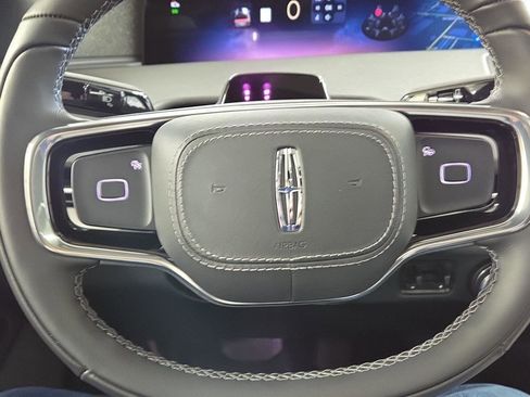 New 2025 Lincoln Navigator Reserve w/ Jet Appearance Package image 16