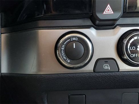 Used 2017 Toyota Tacoma SR w/ Tow Package image 27