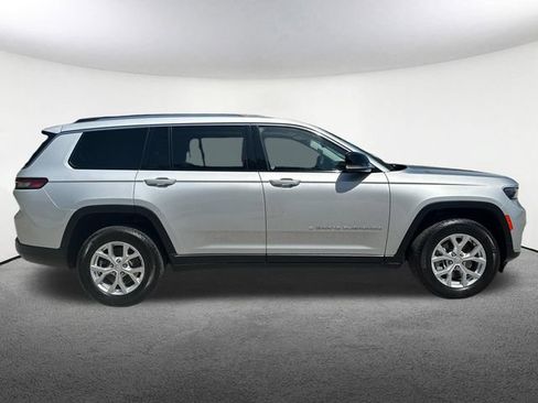 Used 2023 Jeep Grand Cherokee L Limited AWD/4WD image 18