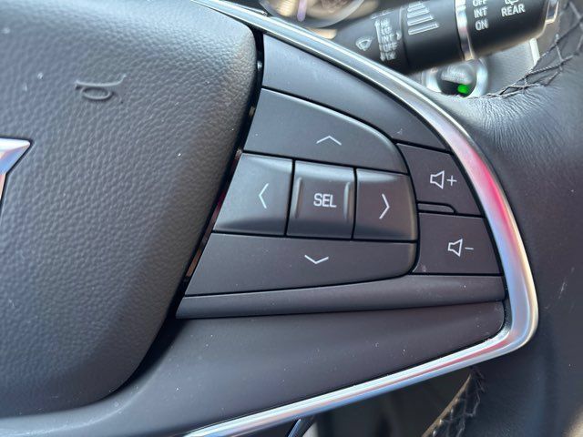 Used 2023 Cadillac XT5 Luxury w/ LPO, Floor Liner Package FWD image 44