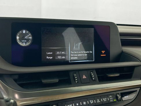 Used 2020 Lexus ES 350 w/ Premium Package image 13