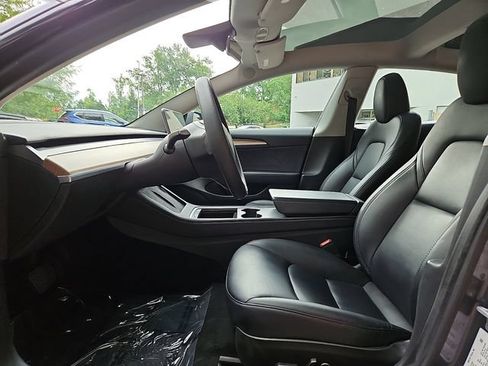 Used 2023 Tesla Model 3 Standard Range RWD image 13