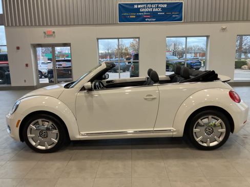 Used 2013 Volkswagen Beetle 2.5 image 26