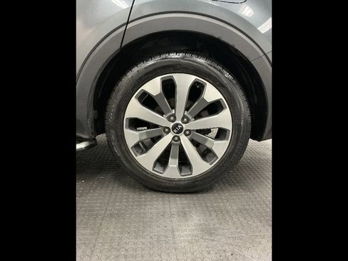 Used 2020 Kia Telluride EX w/ EX Premium Package image 43