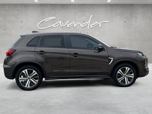 Used 2021 Mitsubishi Outlander Sport SE FWD image 17