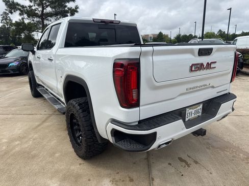 Used 2023 GMC Sierra 1500 Denali w/ Technology Package AWD/4WD image 6