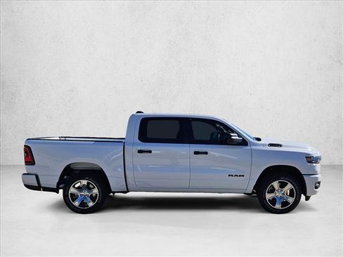 New 2026 RAM 1500 Express image 4