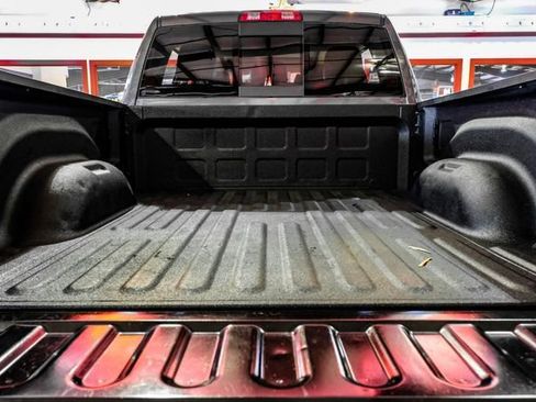 Used 2019 RAM 2500 Laramie image 9