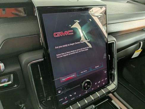 New 2026 GMC Yukon XL Denali w/ LPO, Floor Liner Package image 25