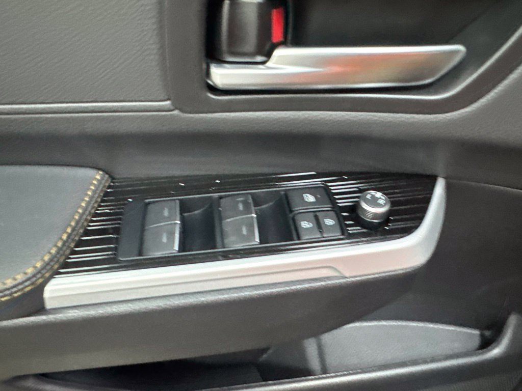 New 2026 Toyota Sienna XLE Woodland Edition AWD/4WD image 27