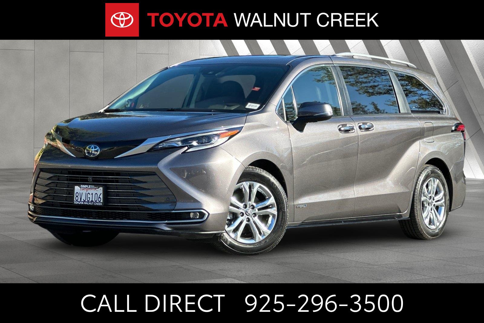 Certified 2021 Toyota Sienna Platinum AWD/4WD image 1