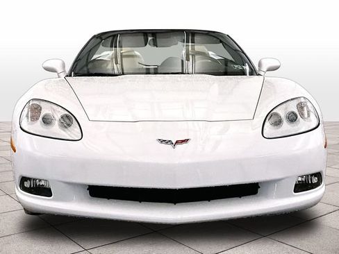 Used 2007 Chevrolet Corvette Convertible w/ Preferred Equipment Group RWD image 4
