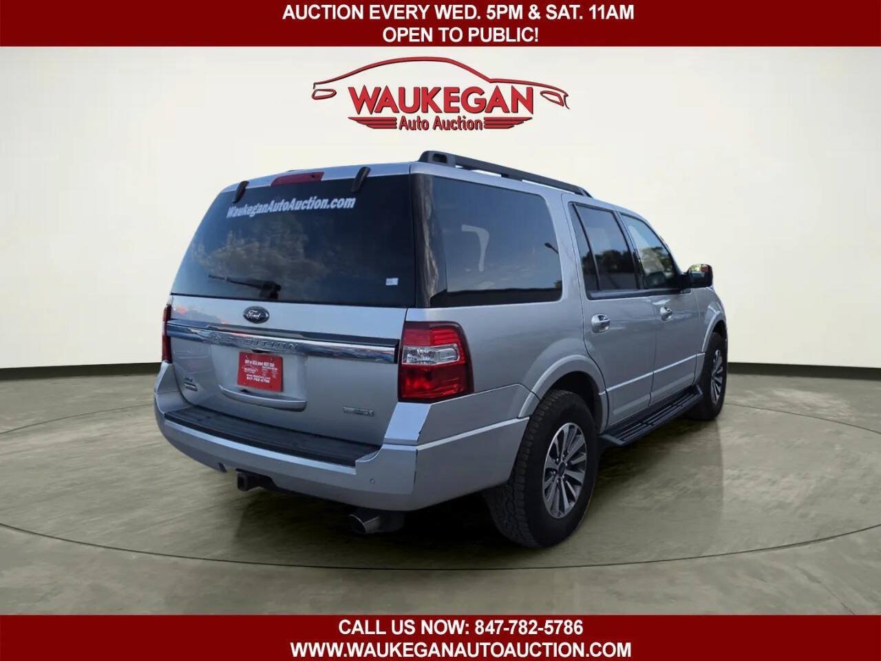 Used 2017 Ford Expedition XLT AWD/4WD image 5