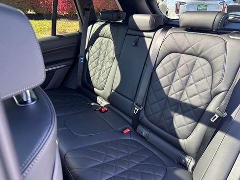 Used 2026 BMW X5 xDrive40i w/ Premium Package image 30