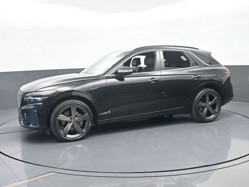 Used 2022 Genesis GV70 2.5T w/ Sport Prestige Package AWD/4WD image 2