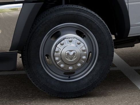 New 2026 RAM 4500 Tradesman w/ Chrome Appearance Group AWD/4WD image 8