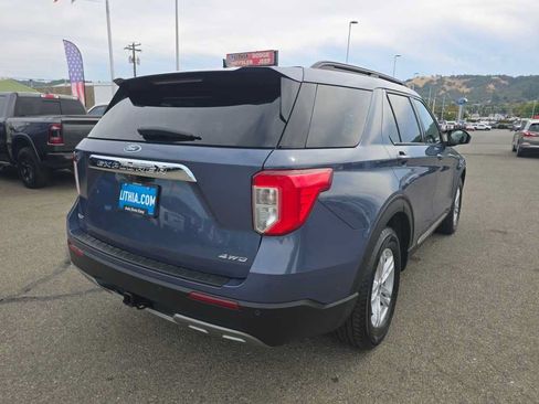 Used 2021 Ford Explorer XLT w/ Equipment Group 202A AWD/4WD image 5