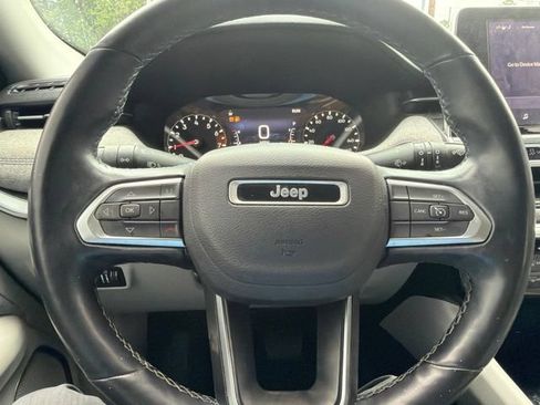 Used 2022 Jeep Compass Latitude w/ Convenience Group FWD image 12