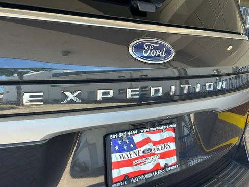 Used 2024 Ford Expedition XLT RWD image 21