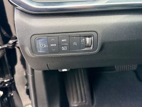 Used 2025 GMC Terrain Elevation AWD/4WD image 27