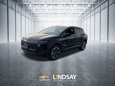 New 2026 Chevrolet Equinox EV LT AWD/4WD image 4