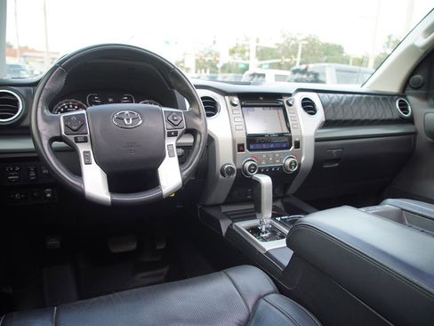Used 2018 Toyota Tundra Platinum image 13