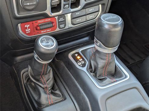 Used 2021 Jeep Gladiator Rubicon image 22