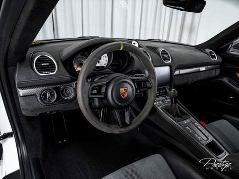 Used 2023 Porsche 718 Cayman GT4 RS RWD image 33