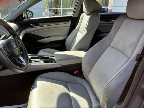 Used 2020 Honda Accord LX image 2